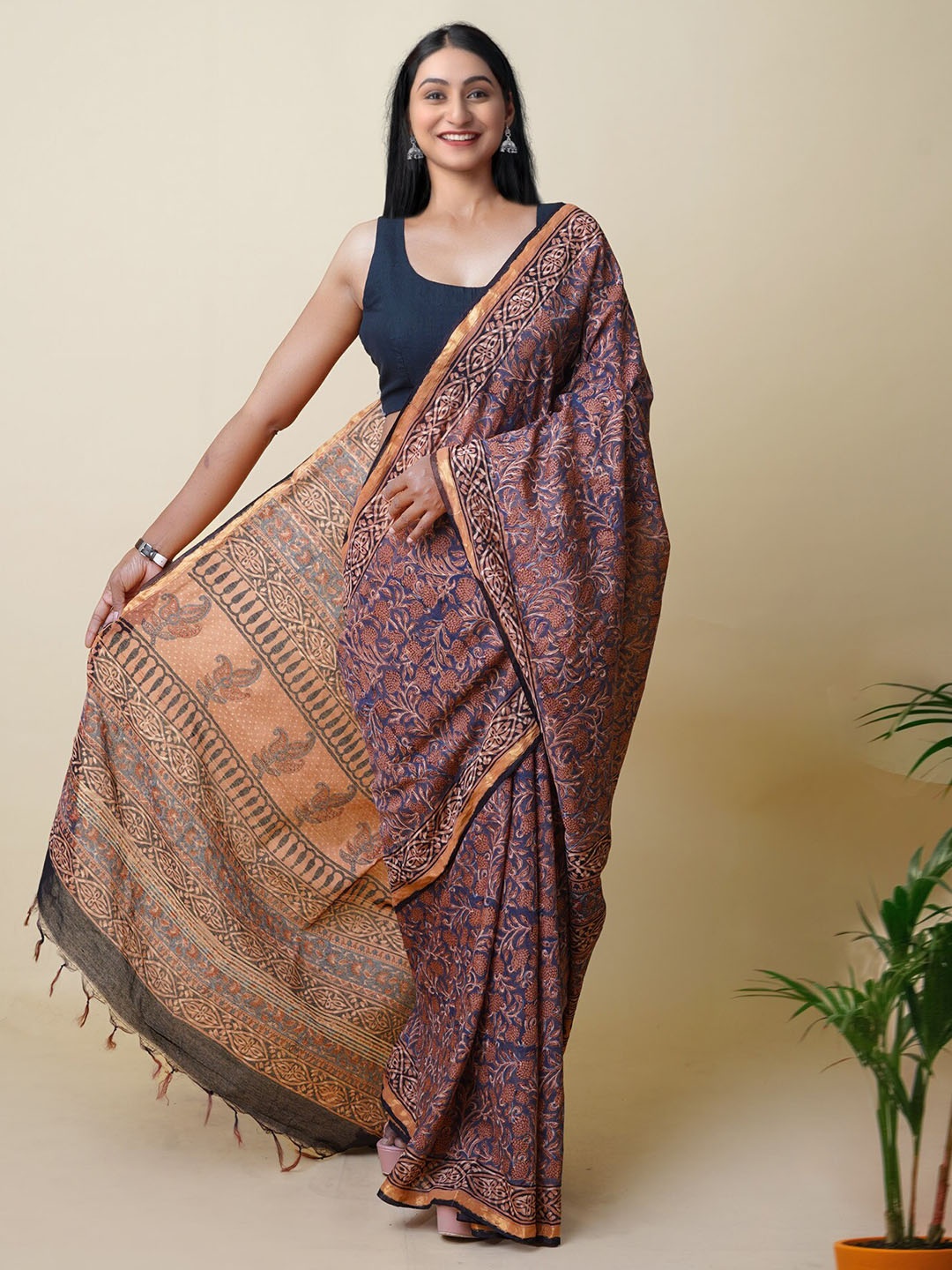 

Unnati Silks Floral Silk Cotton Chanderi Saree, Blue