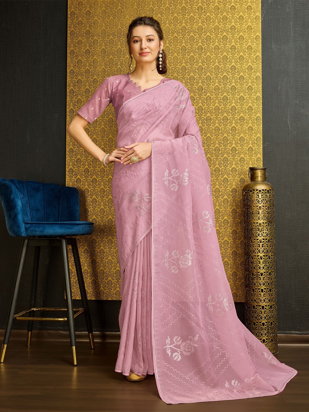 

Mitera Floral Embroidered Pure Silk Saree, Pink