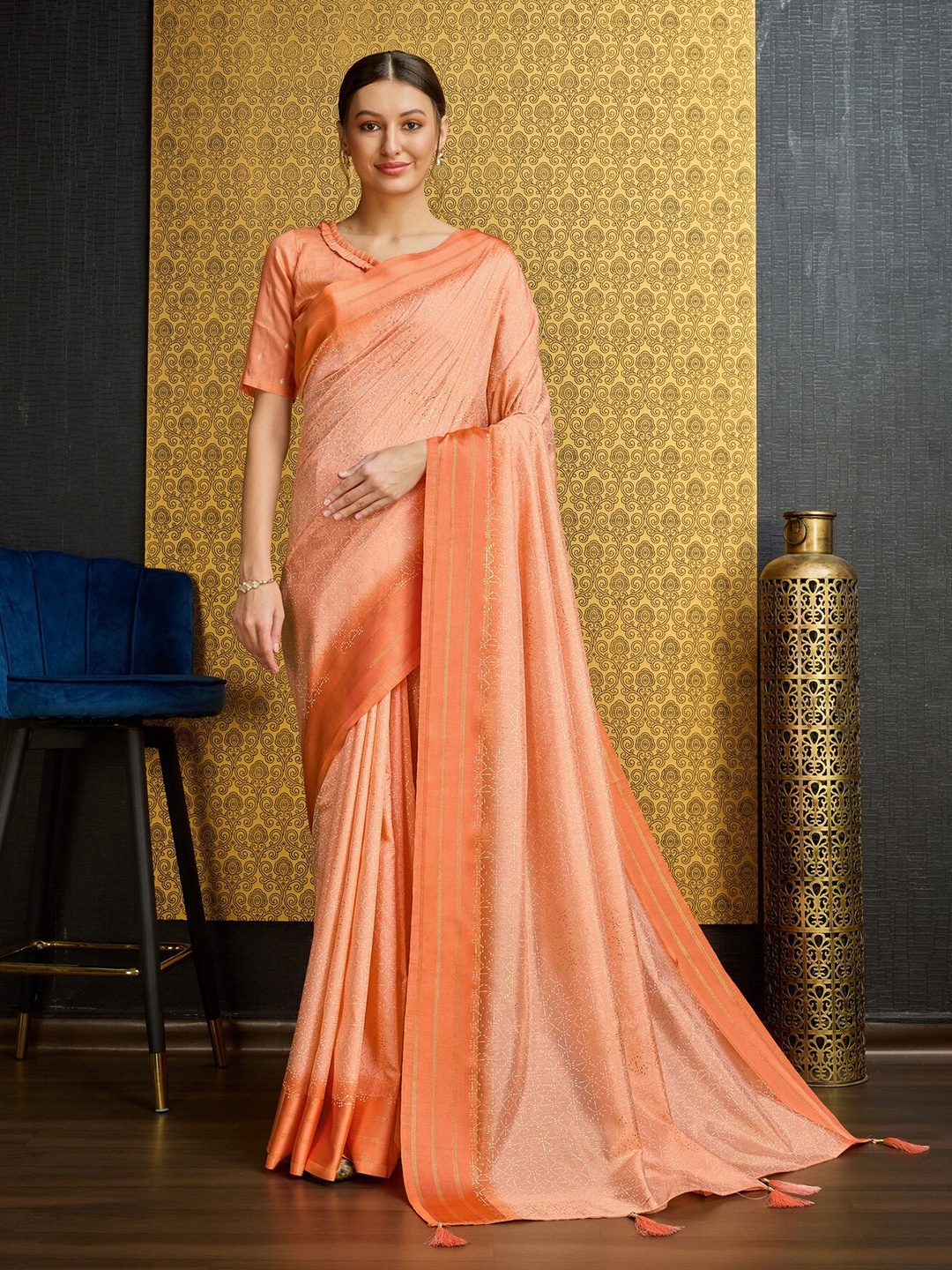 

Mitera Pure Georgette Bandhani Printed Saree, Orange