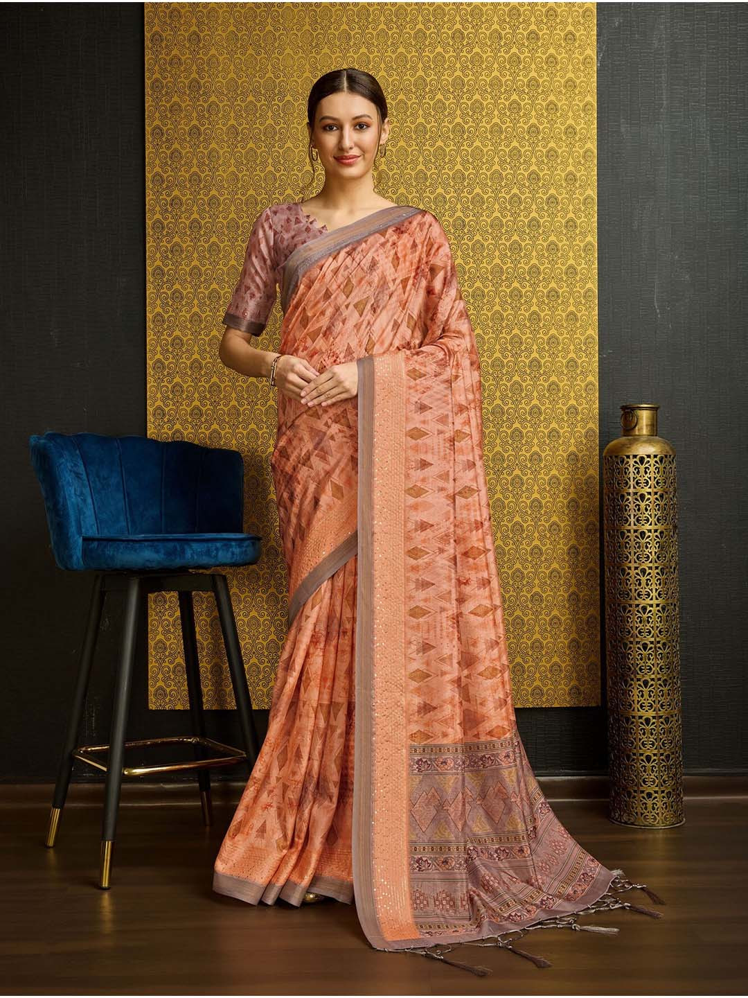 

Mitera Pure Silk Printed Saree, Orange
