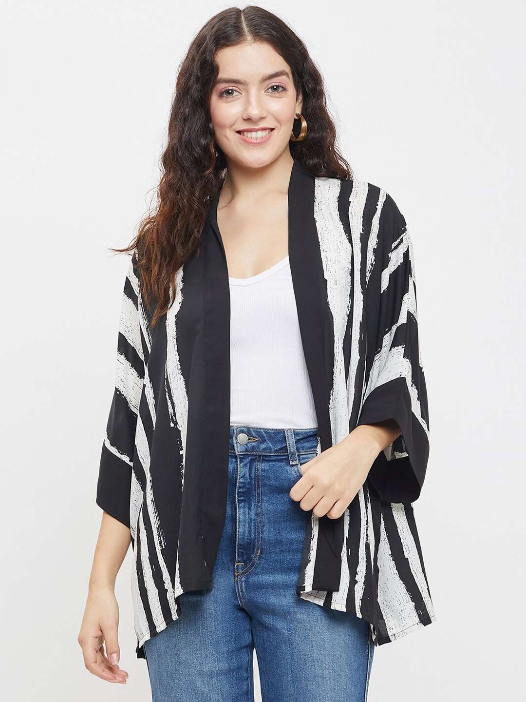 

Ruhaans Women Striped Shrug, Black