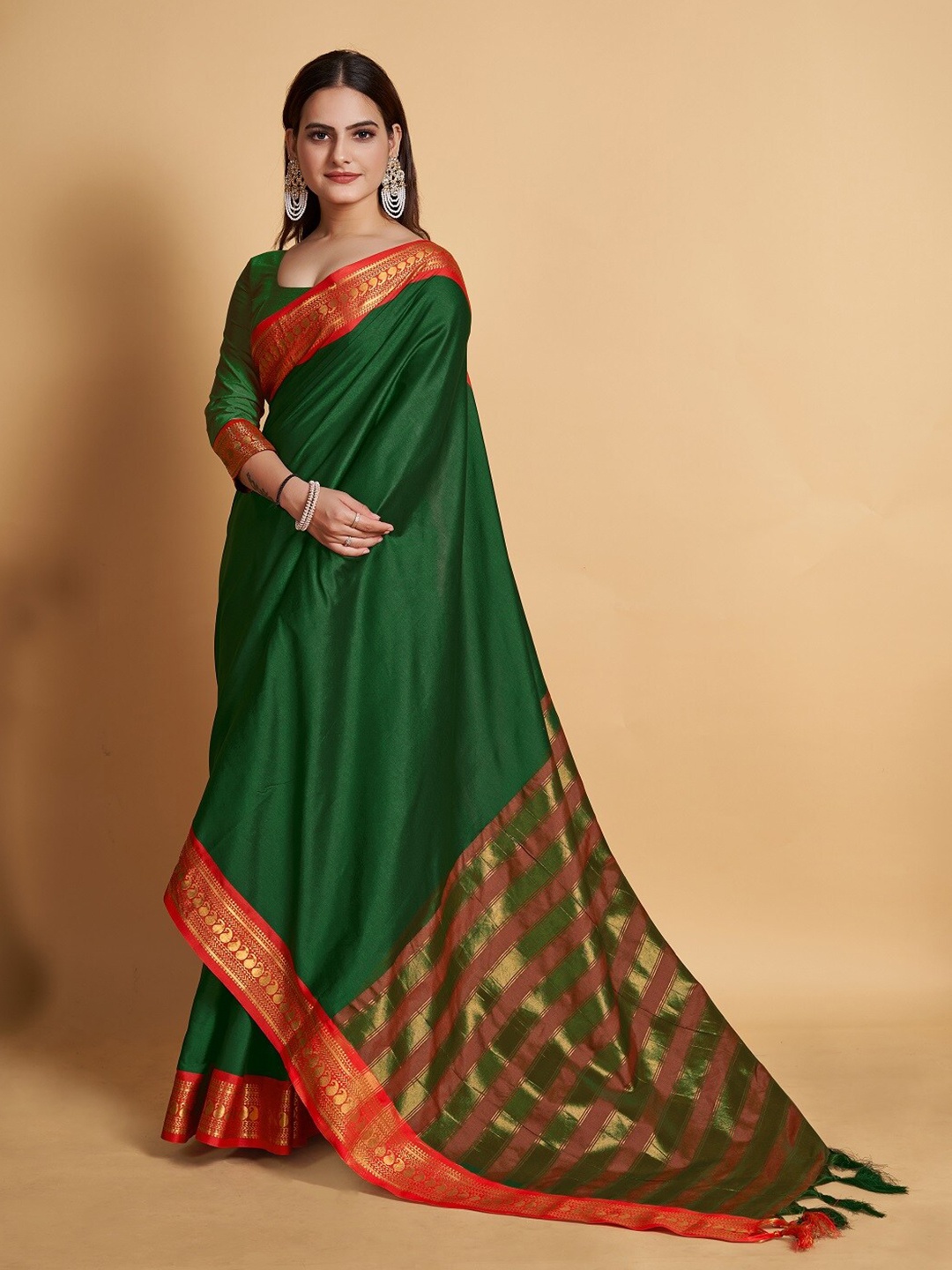 

Kalista Zari Saree, Green