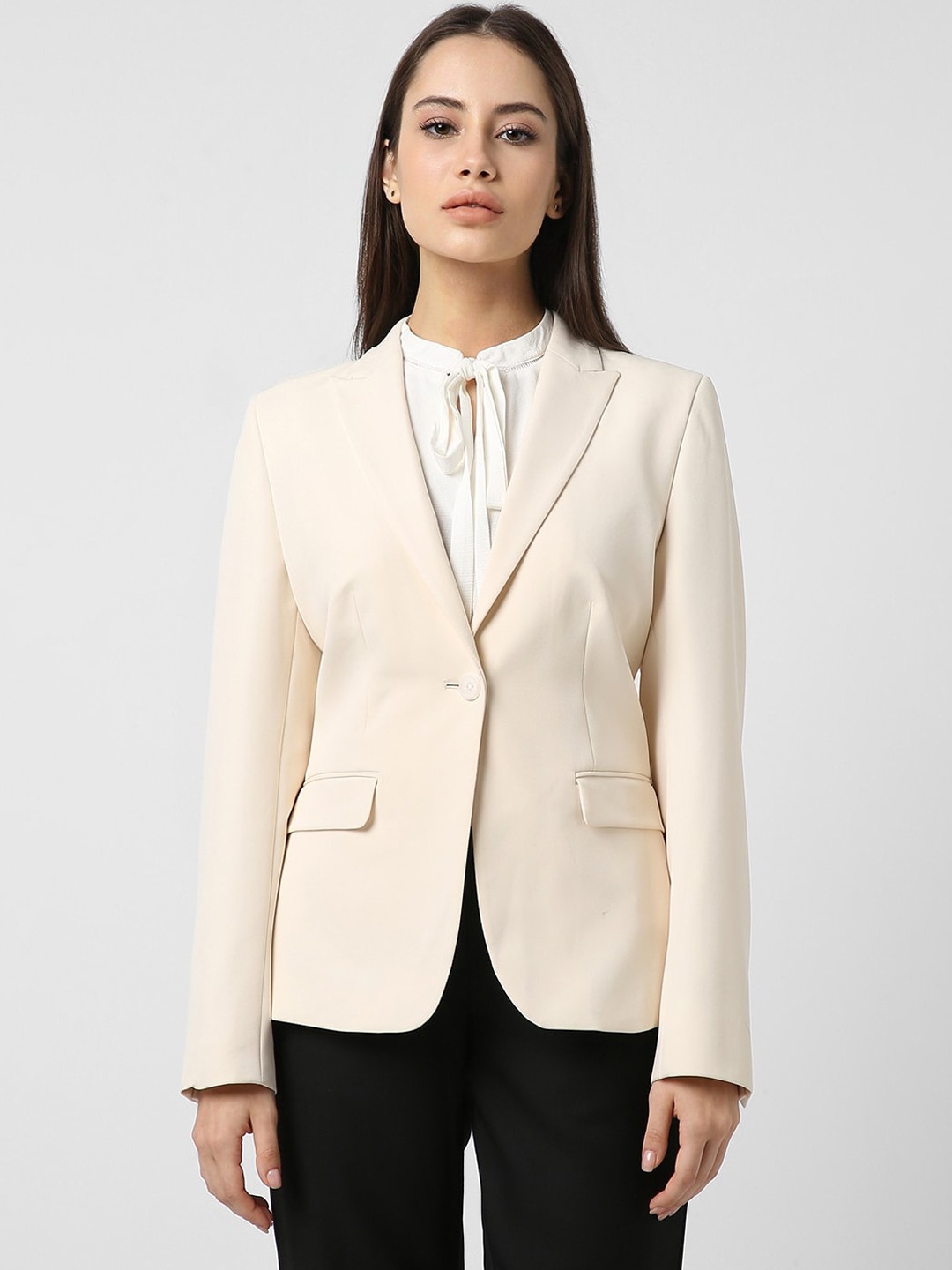 

Van Heusen Single Breasted Blazer, Cream