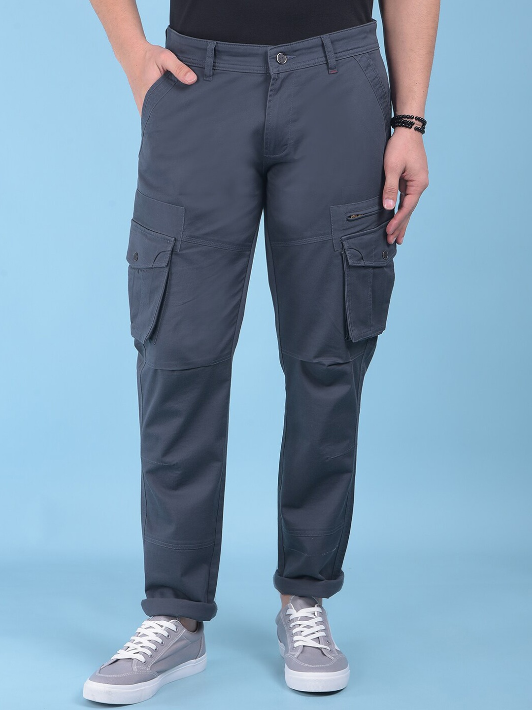 

Crimsoune Club Men Smart Cargos Trousers, Grey
