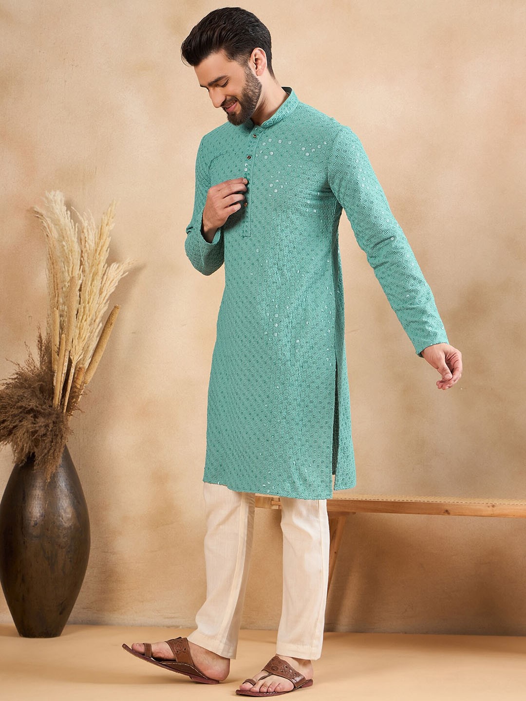 

House of Pataudi Sequinned Hakoba Mandarin Collar Straight kurta, Sea green