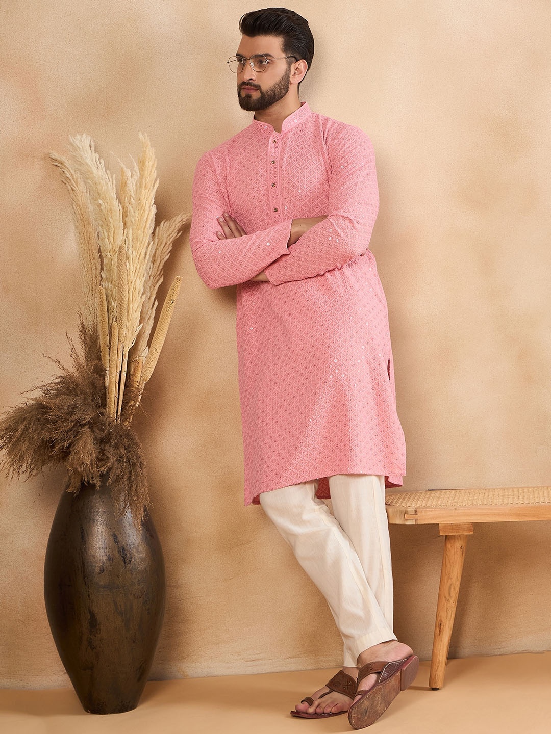 

House of Pataudi Sequinned Hakoba Straight Kurta, Pink