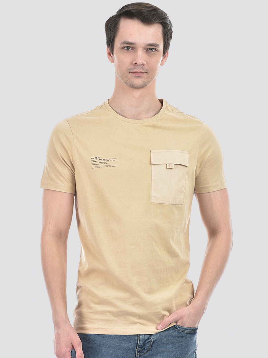 

Numero Uno Cotton Regular Fit Pockets T-shirt, Beige