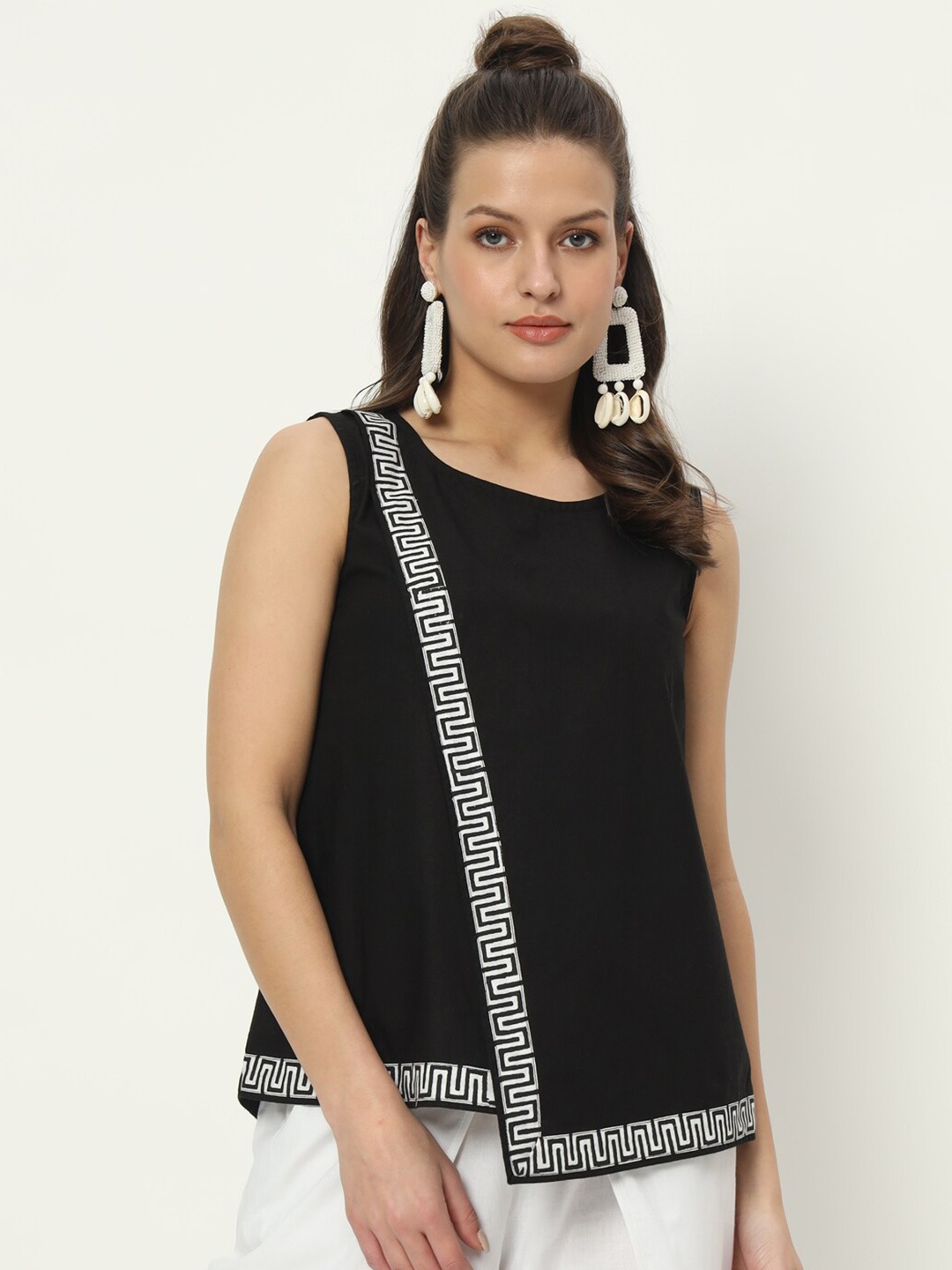 

9rasa Asymmetric Border Printed Cotton A-Line Top, Black