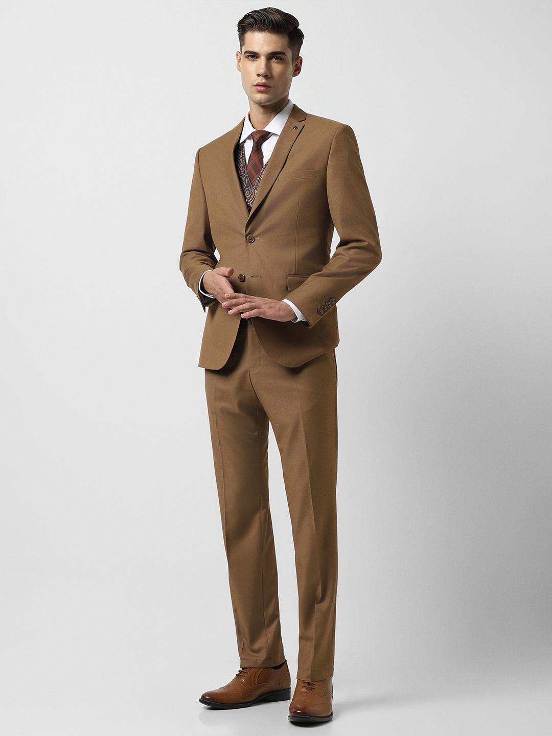 

Van Heusen Men Slim-Fit Single-Breasted Three-Piece Formal Suit, Brown