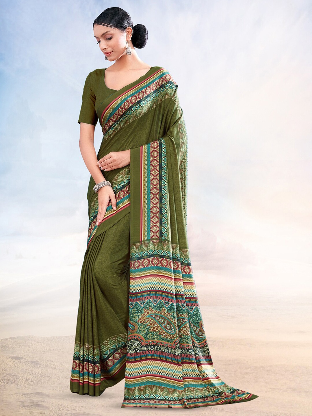 

Kasak Solid Poly Crepe Saree, Green