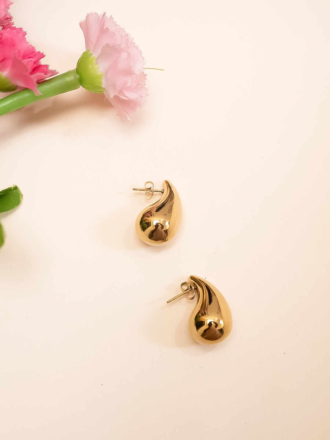 The Cacti Store Contemporary Studs Earrings, Gold