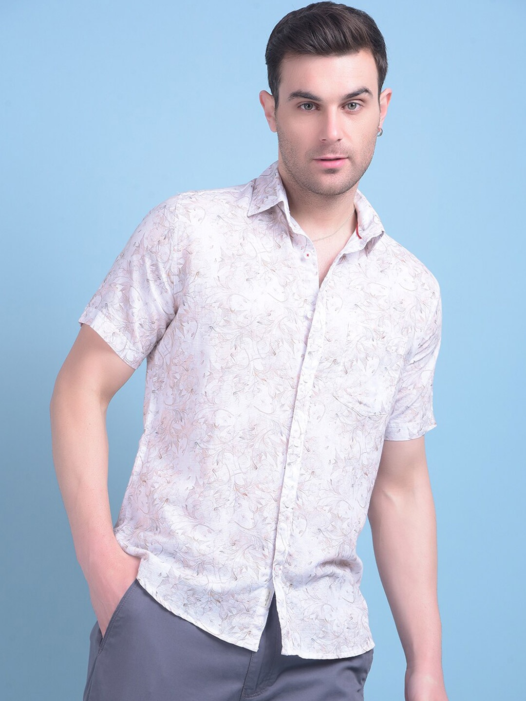 

Crimsoune Club Classic Slim Fit Floral Printed Cotton Casual Shirt, Peach