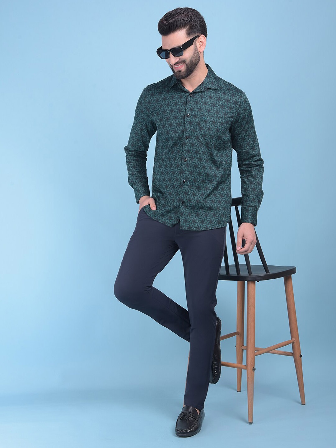 

Crimsoune Club Classic Slim Fit Checked Casual Shirt, Blue
