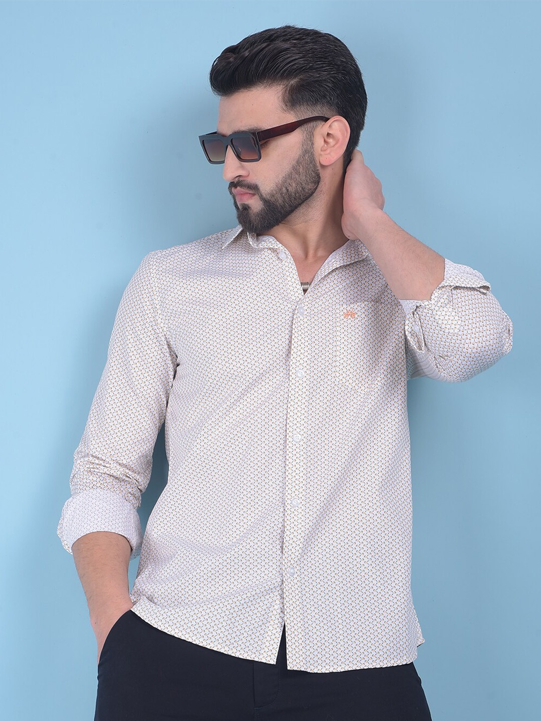 

Crimsoune Club Classic Slim Fit Spread Collar Printed Casual Shirt, White