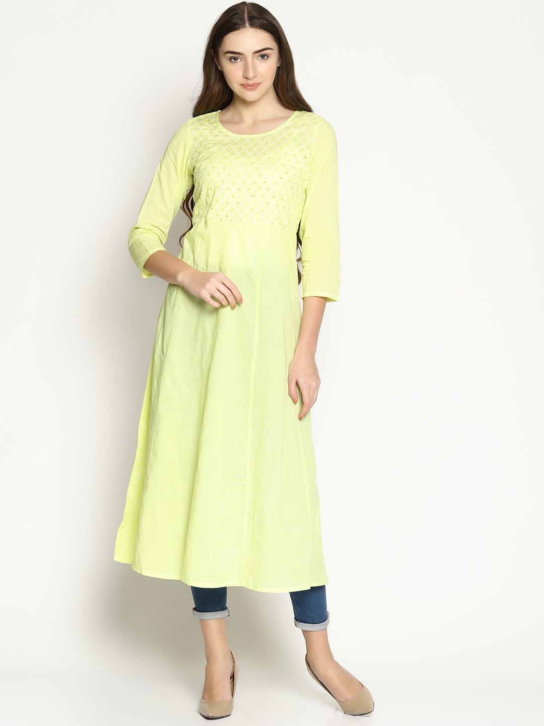 

Weaves of Tradition Sequinned Chikankari Cotton Kurta, Green