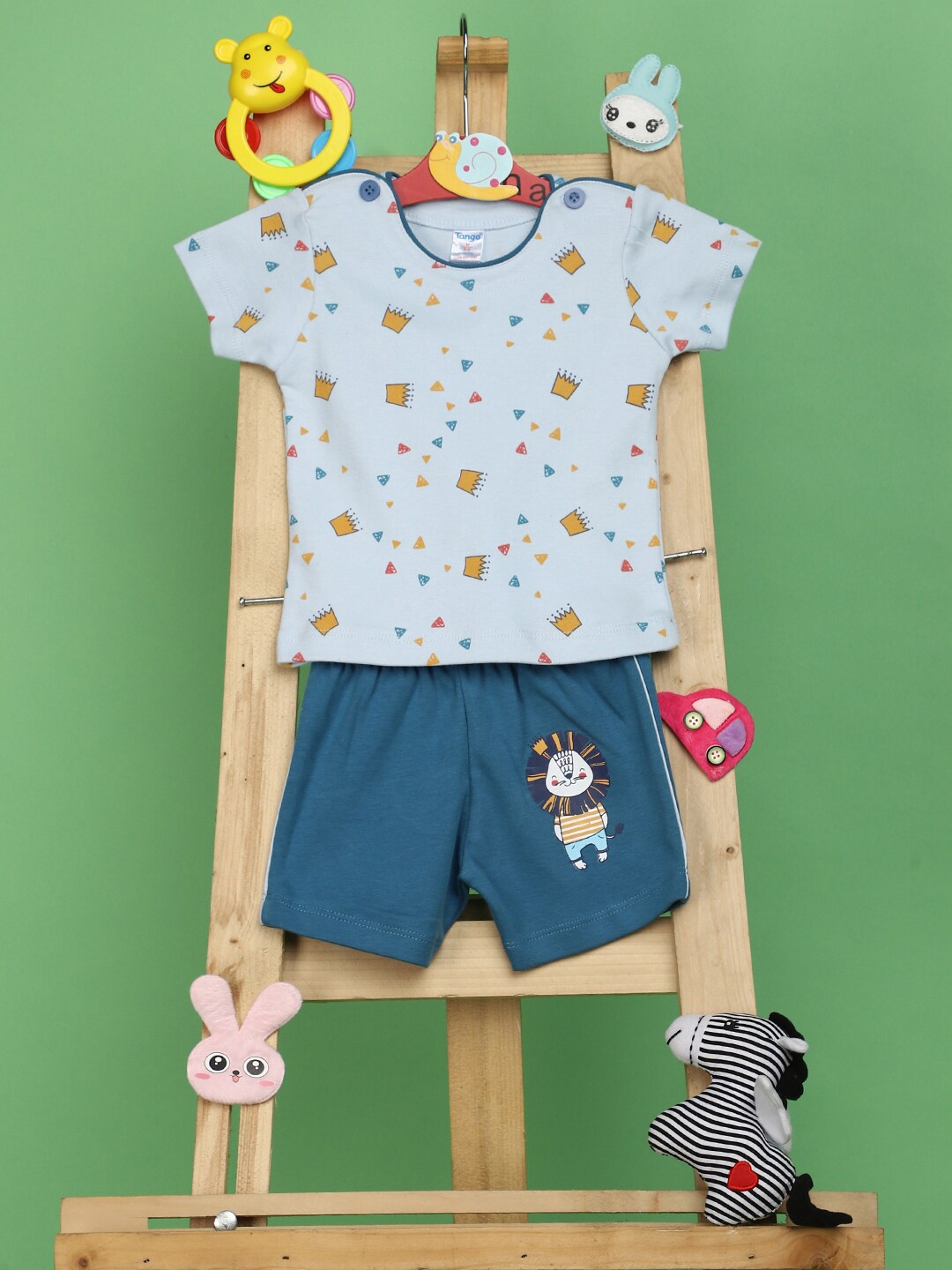 

V-Mart Unisex Kids Printed T-shirt with Shorts, Blue