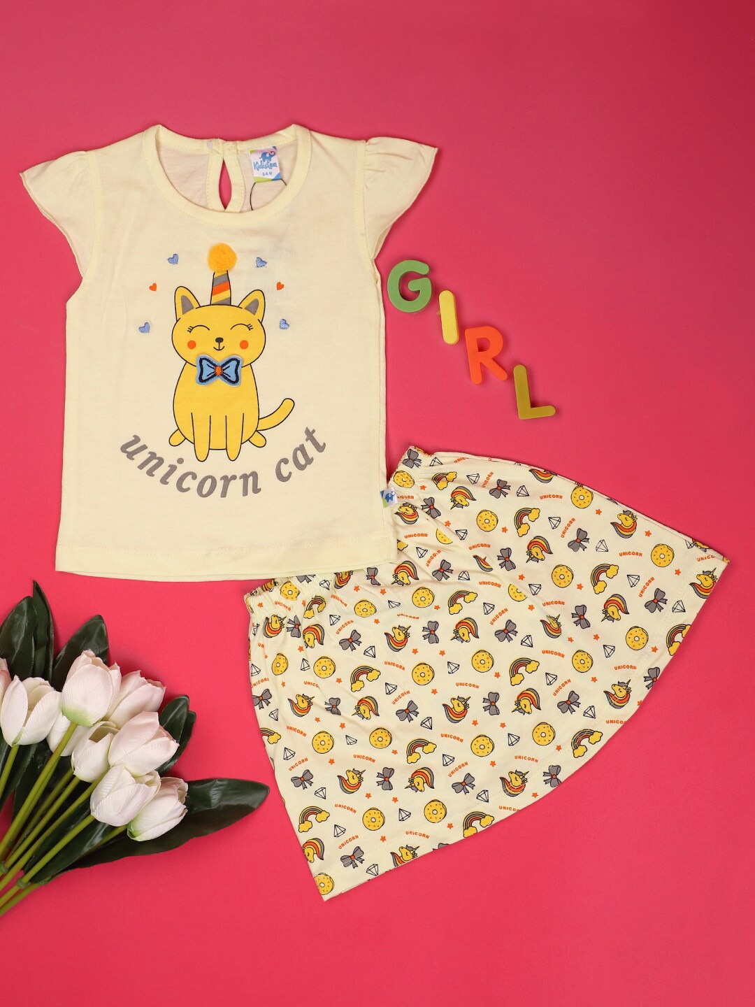 

V-Mart Unisex Kids Printed Top with Skirt, Yellow