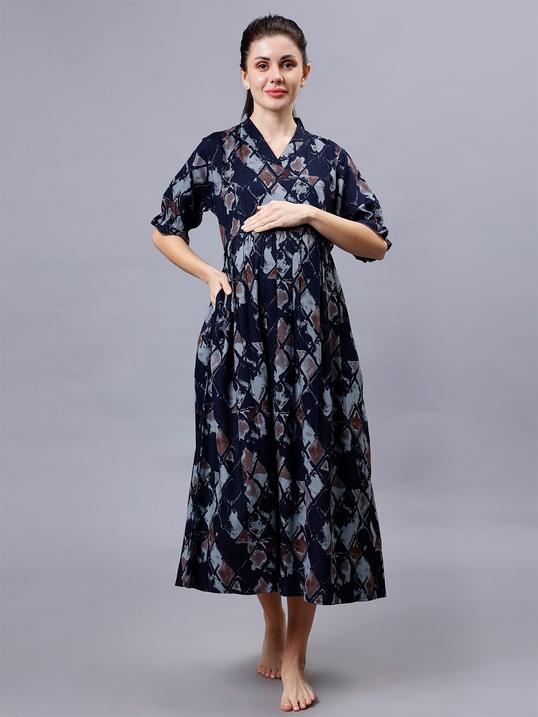 

NIGHTSPREE Geometric Print V-Neck Short Puff Sleeves Maternity Fit & Flare Midi Dress, Navy blue