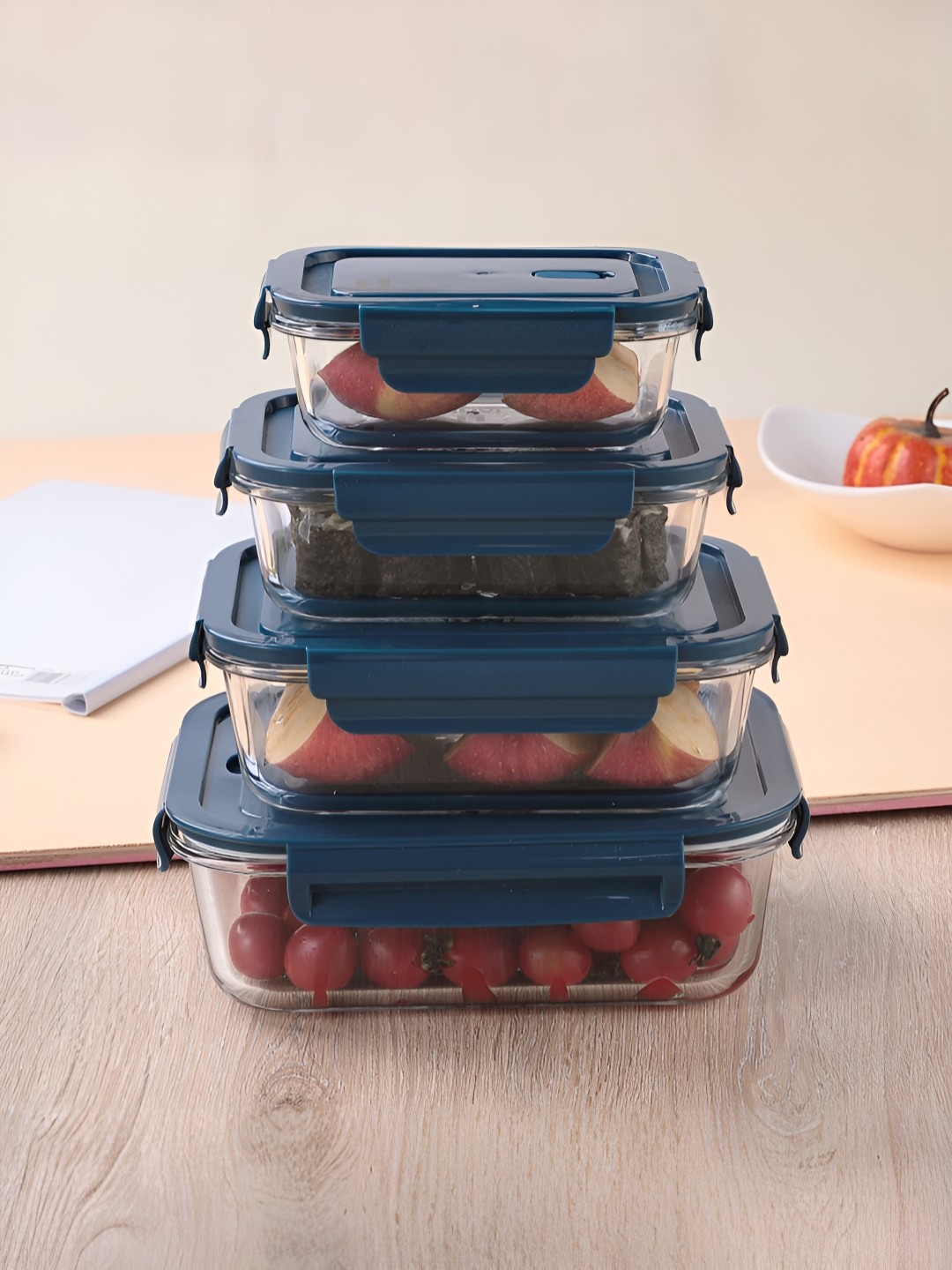 

The Better Home Blue 4 Pieces Glass Rectangular Lunch Box