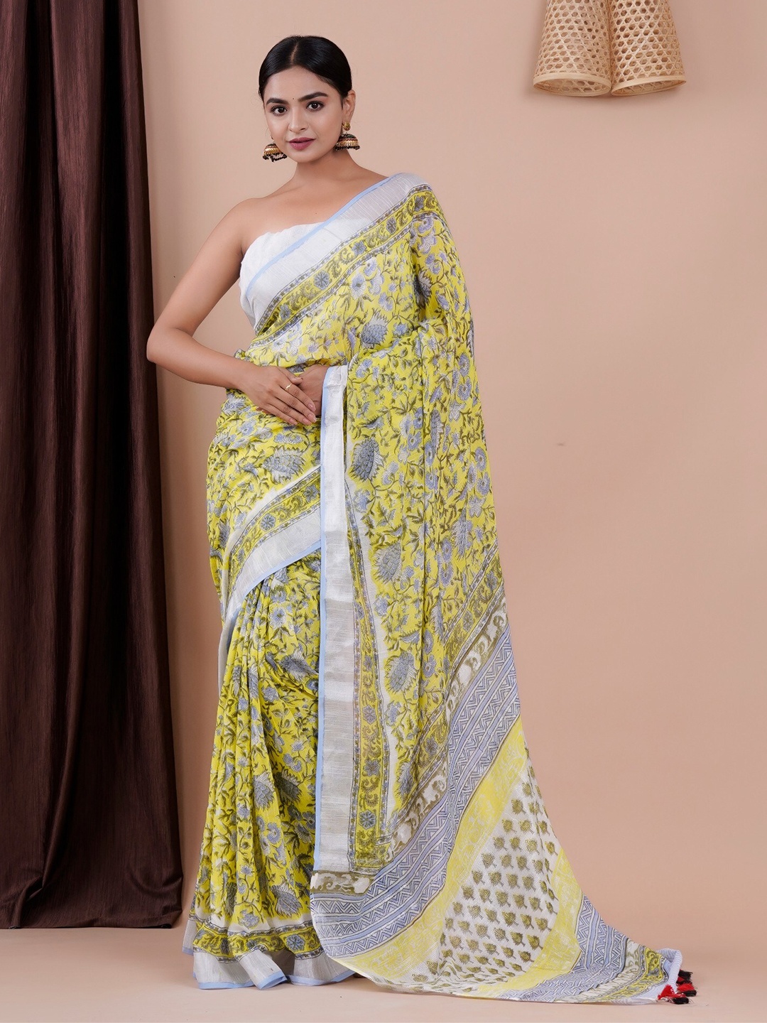 

Shivanya Handicrafts Floral Block Print Saree, Yellow