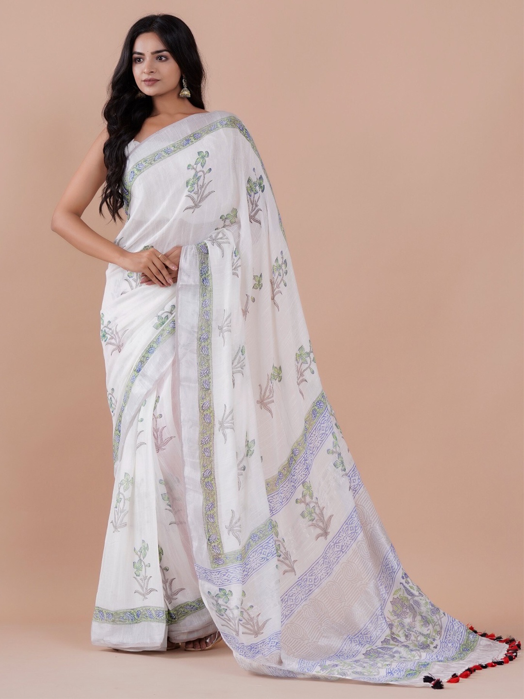 

Shivanya Handicrafts Floral Block Print Saree, White