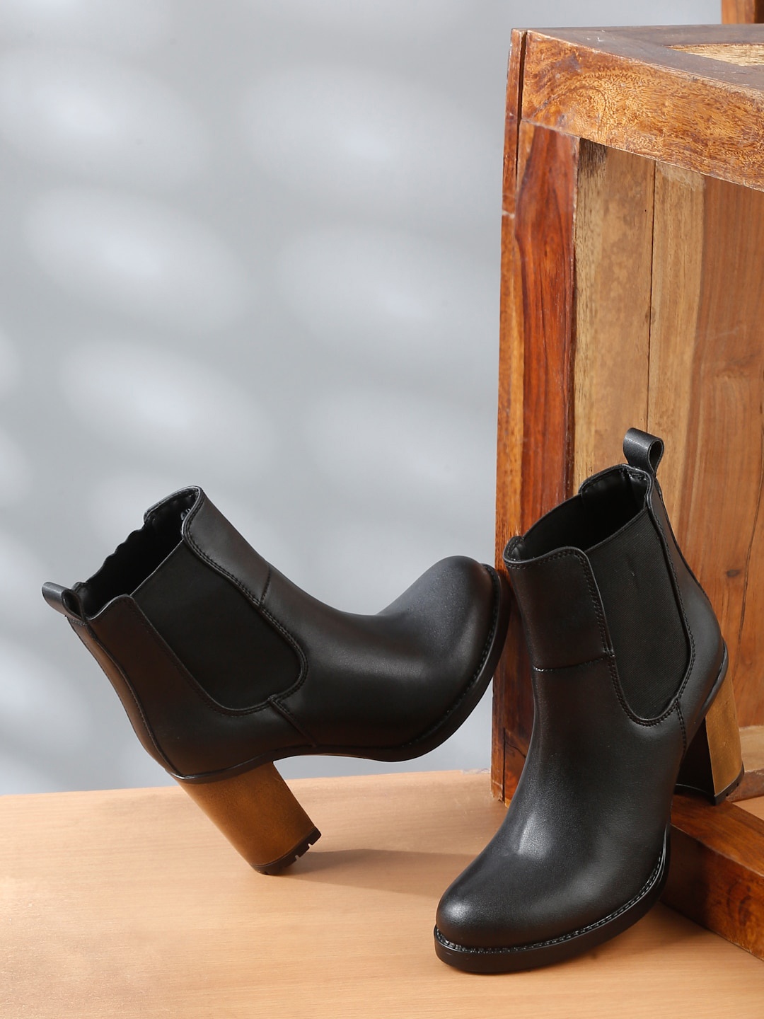 

The Roadster Lifestyle Co Women Casual Heeled Winter High-Top Boots, Black
