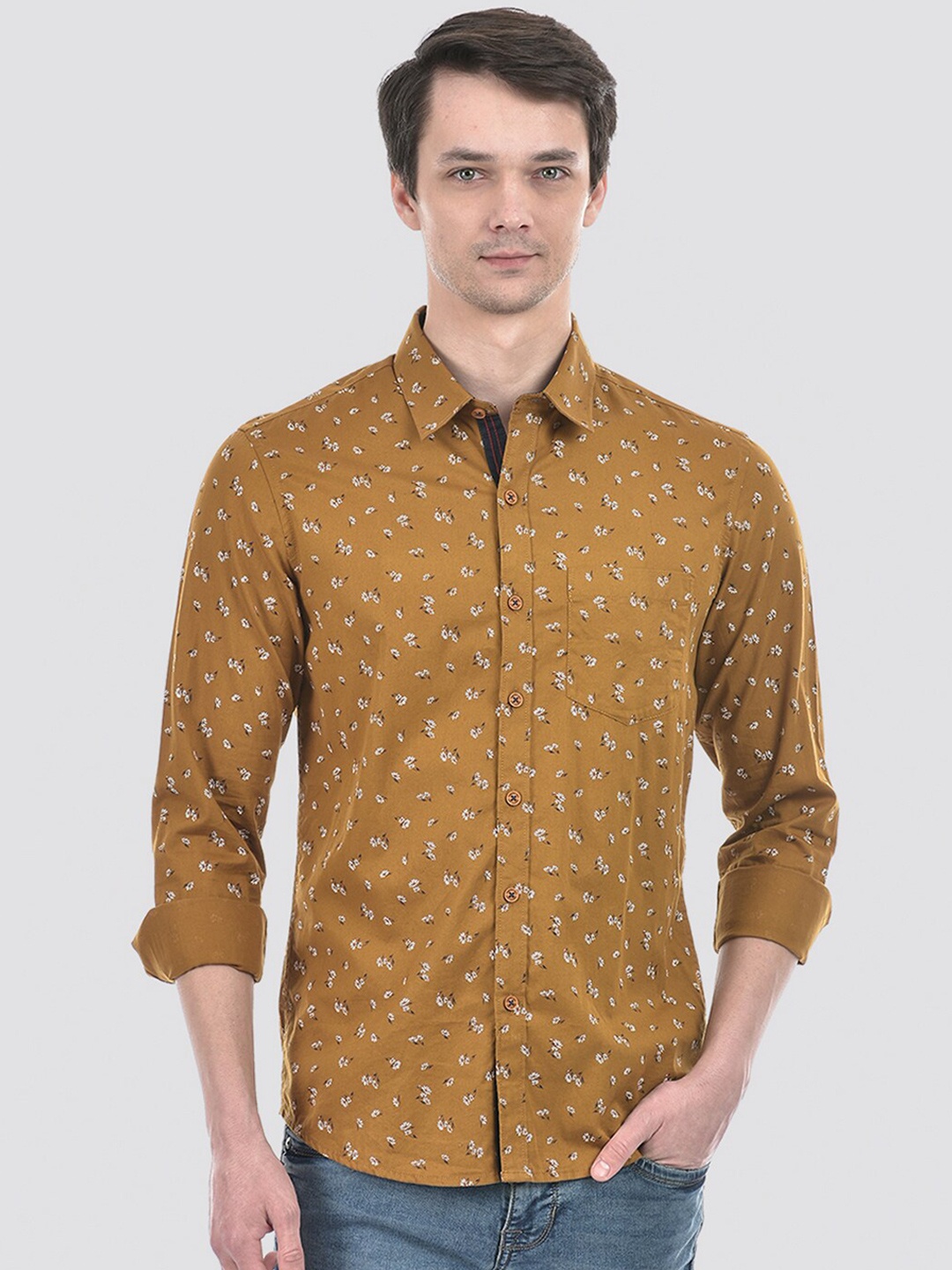

Numero Uno Men Printed Slim Fit Shirt, Brown