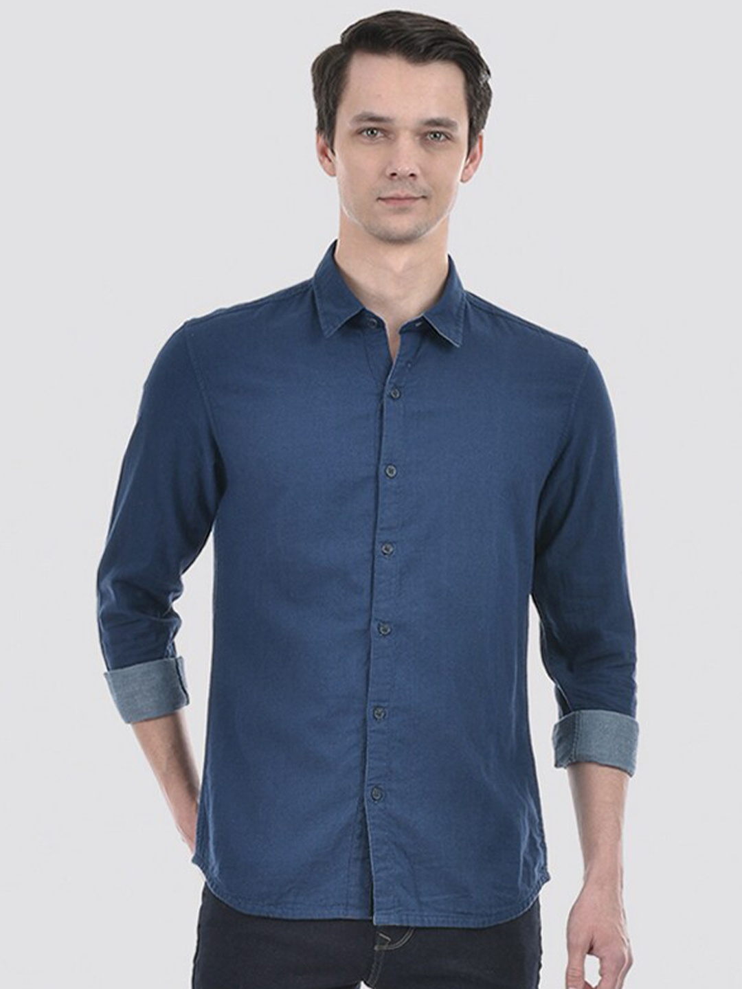 

Numero Uno Men Solid Slim Fit Shirt, Blue