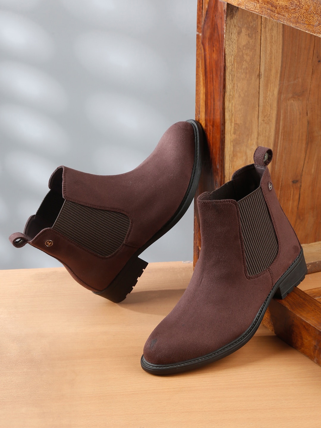 

Bruno Manetti Solid Women Suede Chelsea Boots, Brown