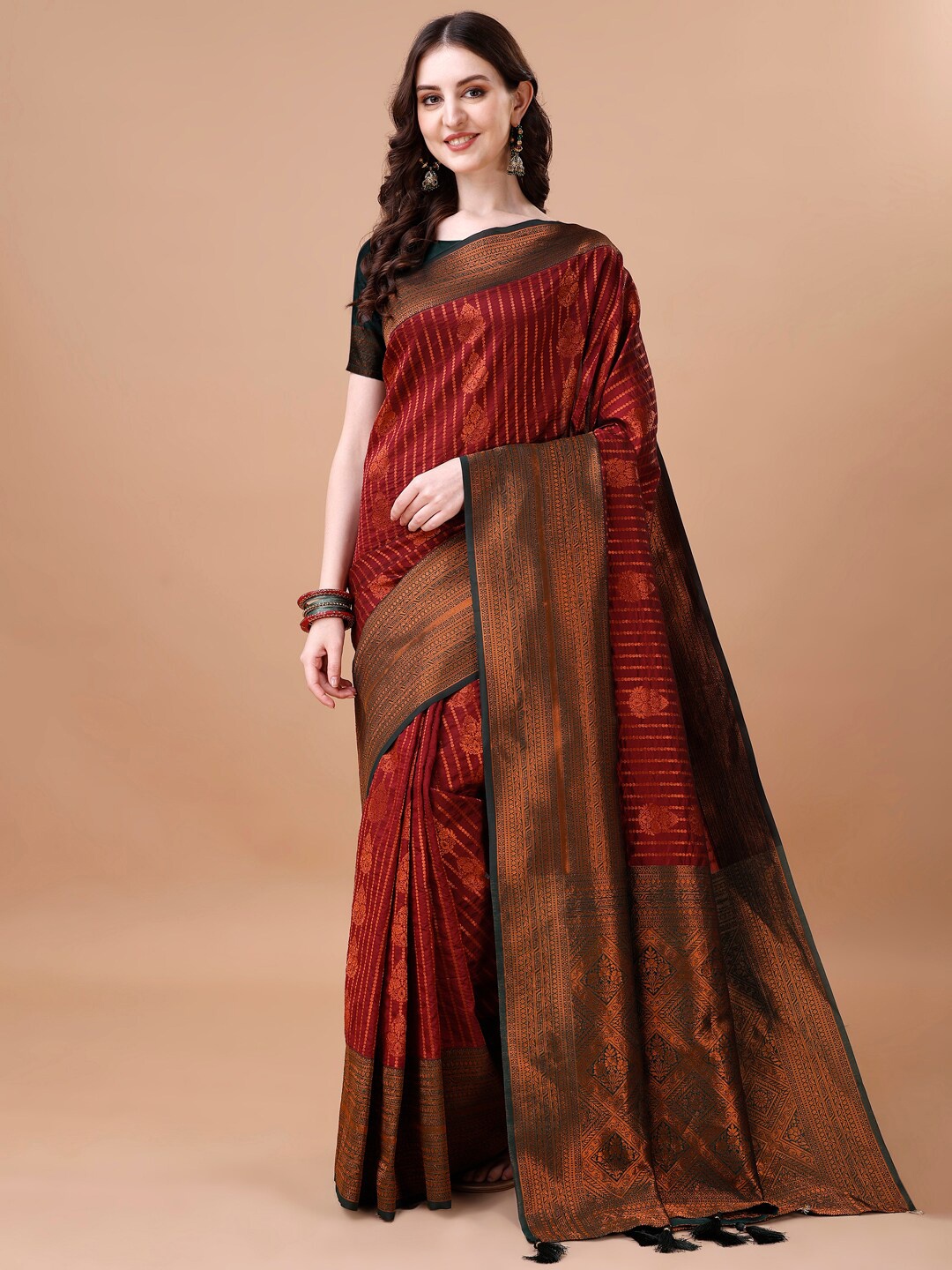 

FABMORA Woven Design Zari Kanjeevaram Saree, Maroon