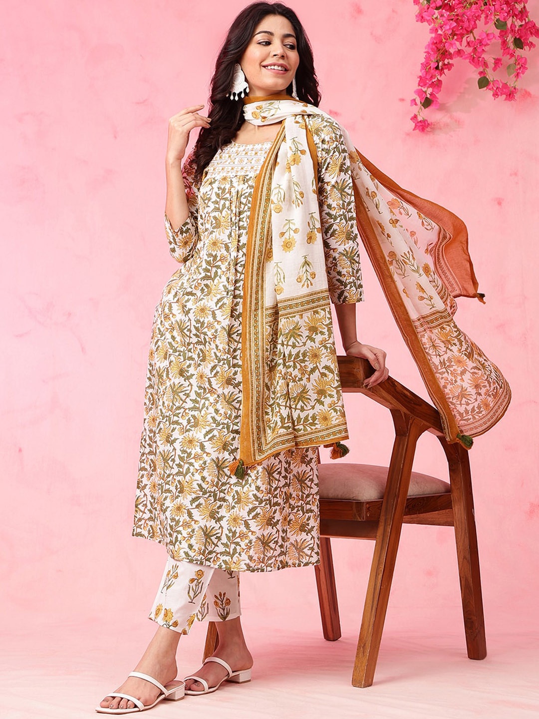

Anouk Women Ethnic Motifs Embroidered Empire Pure Cotton Kurta with Trousers & With Dupatta, White