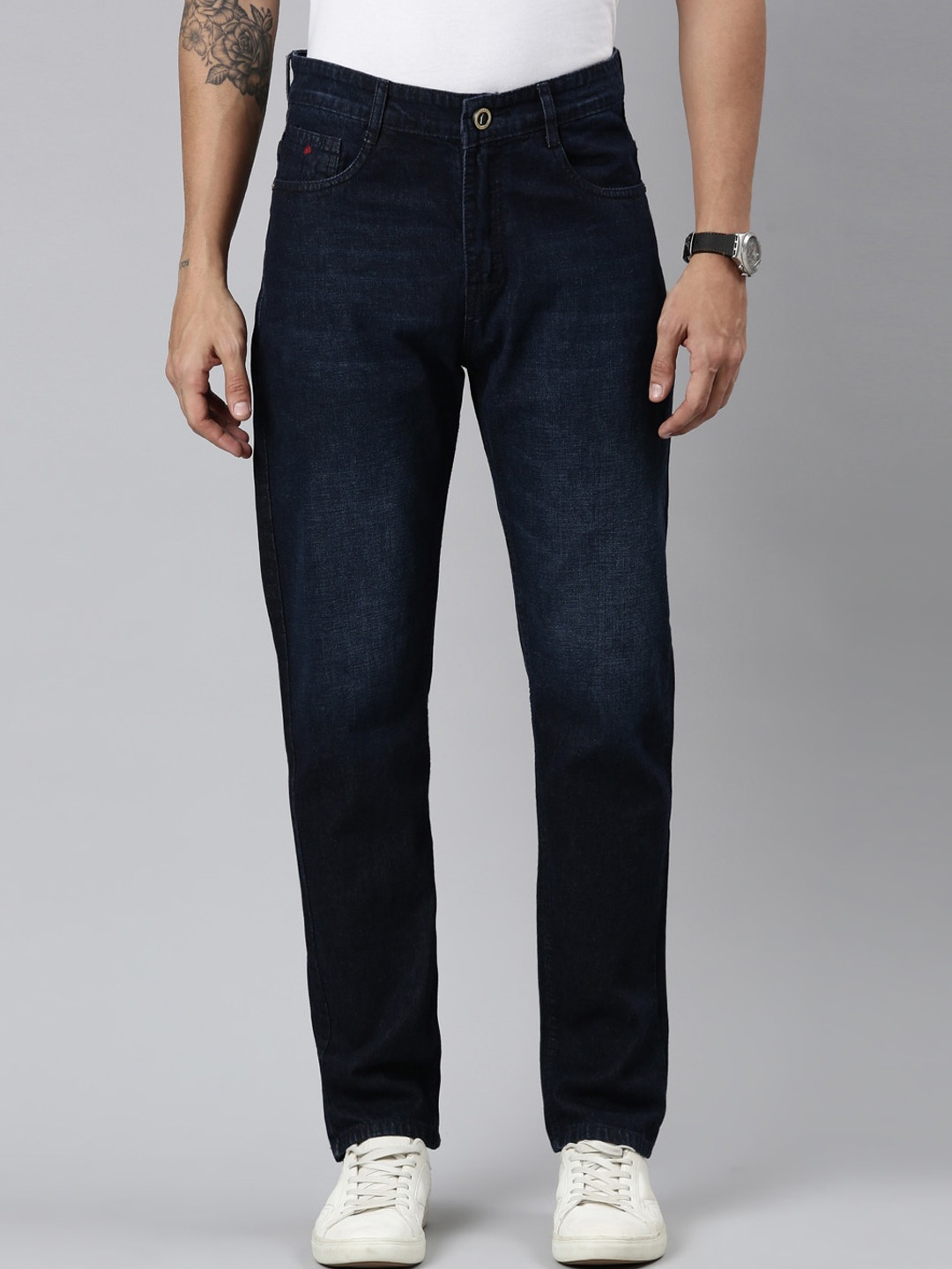 

CINOCCI Men Relaxed Fit Light Fade Clean Look Cotton Jeans, Blue