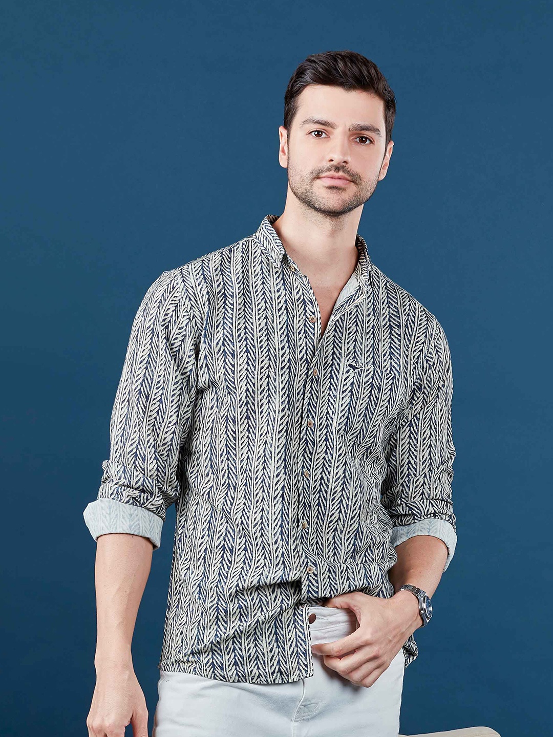 

HAMPTONS Straight Abstract Printed Spread Collar Casual Shirt, Blue