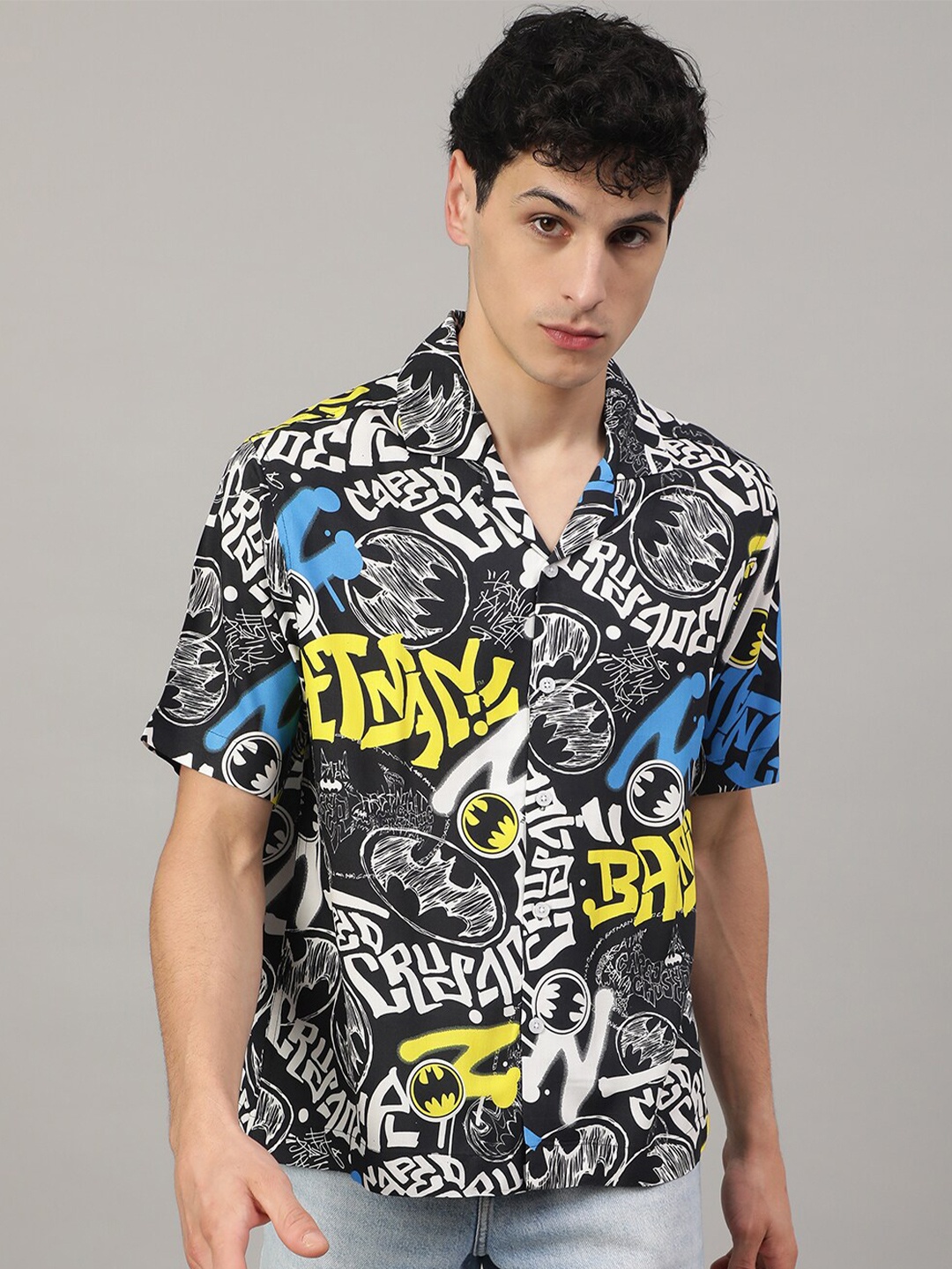 

Free Authority Batman Printed Casual Shirt, Black