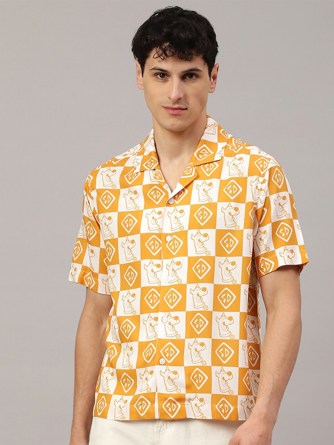 

Free Authority Scooby Doo-Printed Casual Shirt, White