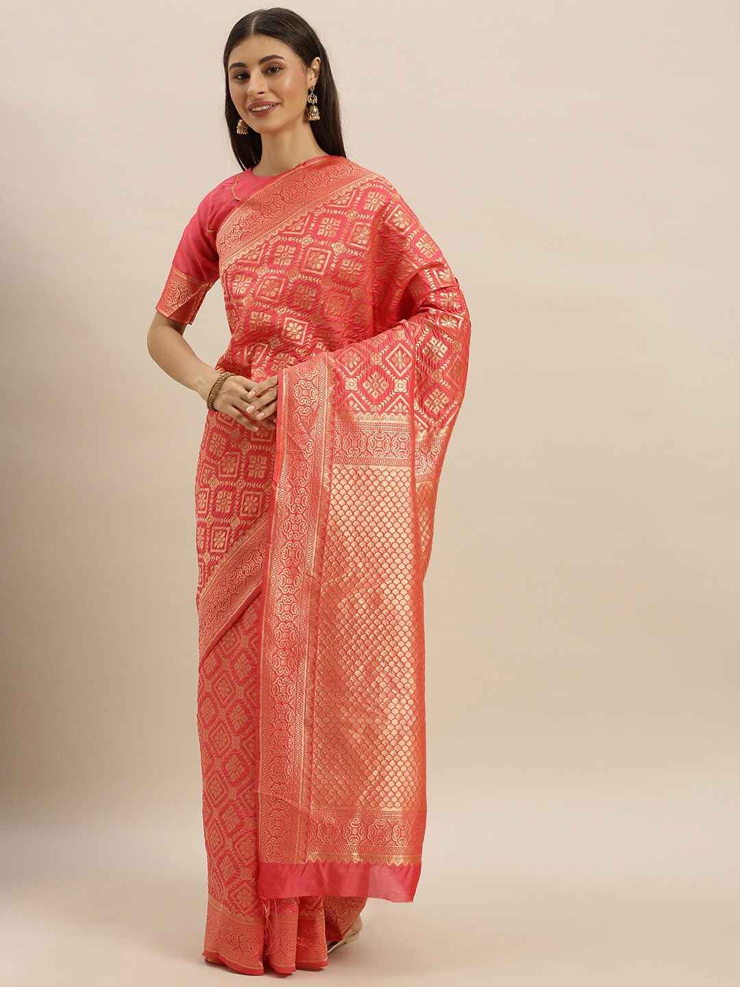 

Mitera Woven Design Zari Kanjeevaram Saree, Magenta