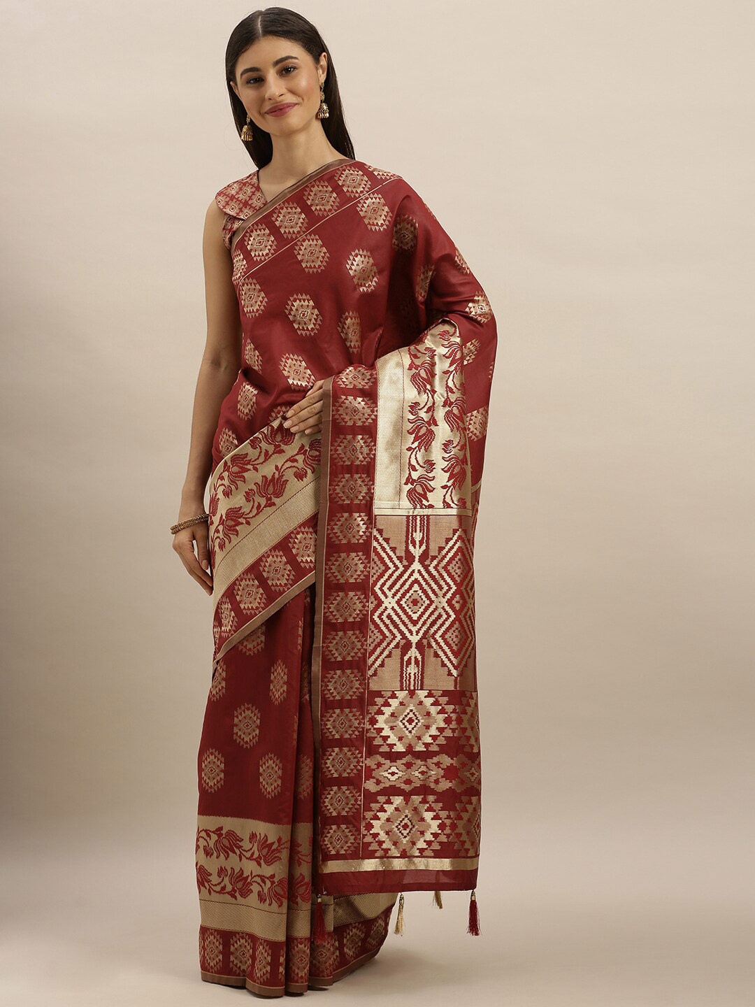 

Mitera Woven Design Zari Kanjeevaram Saree, Maroon