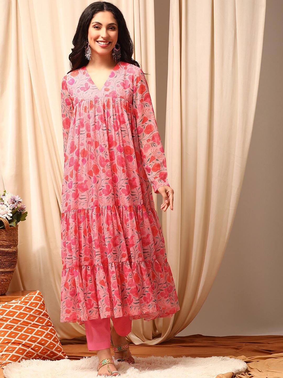 

Inddus Women Floral Printed Tiered Kurta with Trousers, Pink