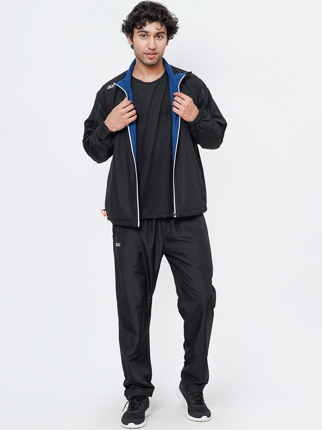 

DIDA Men Comfort Fit Mock Collar Light Weight Tracksuit, Black