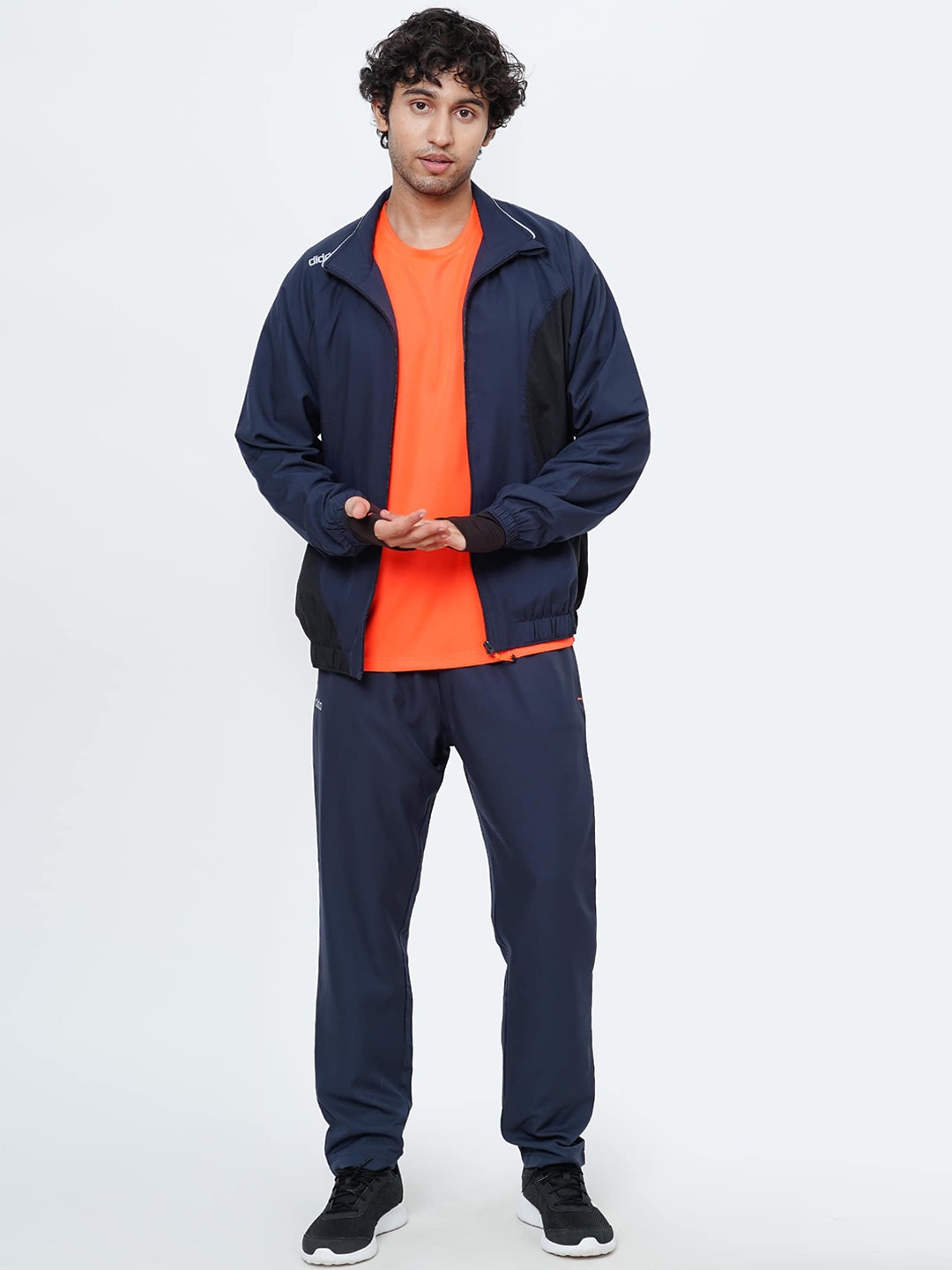 

DIDA Men Mid-Rise Mock Collar Comfort Fit Tracksuit, Navy blue