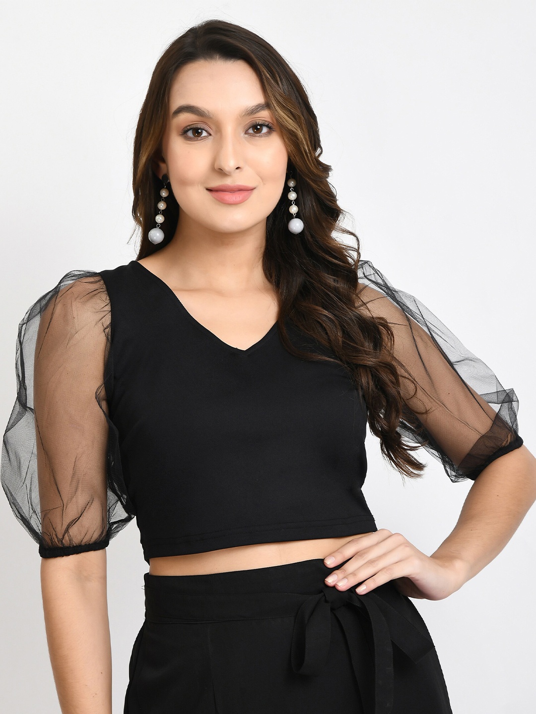 

V&M V-Neck Puff Sleeve Fitted Crop Top, Black