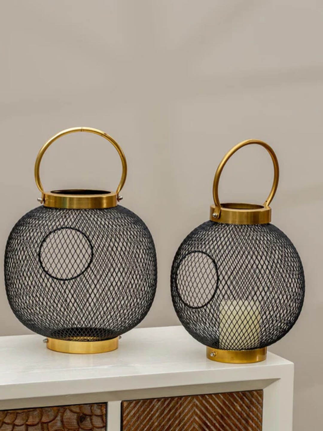 

THEDECORKART Unisex Multi Candle Holders, Gold