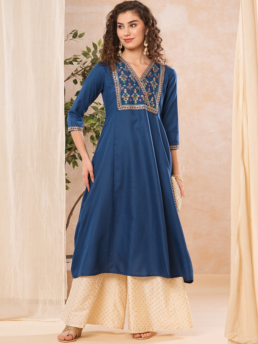 

Globus Women Blue V-Neck Overlapped Embroidered Yoke A-Line Kurta