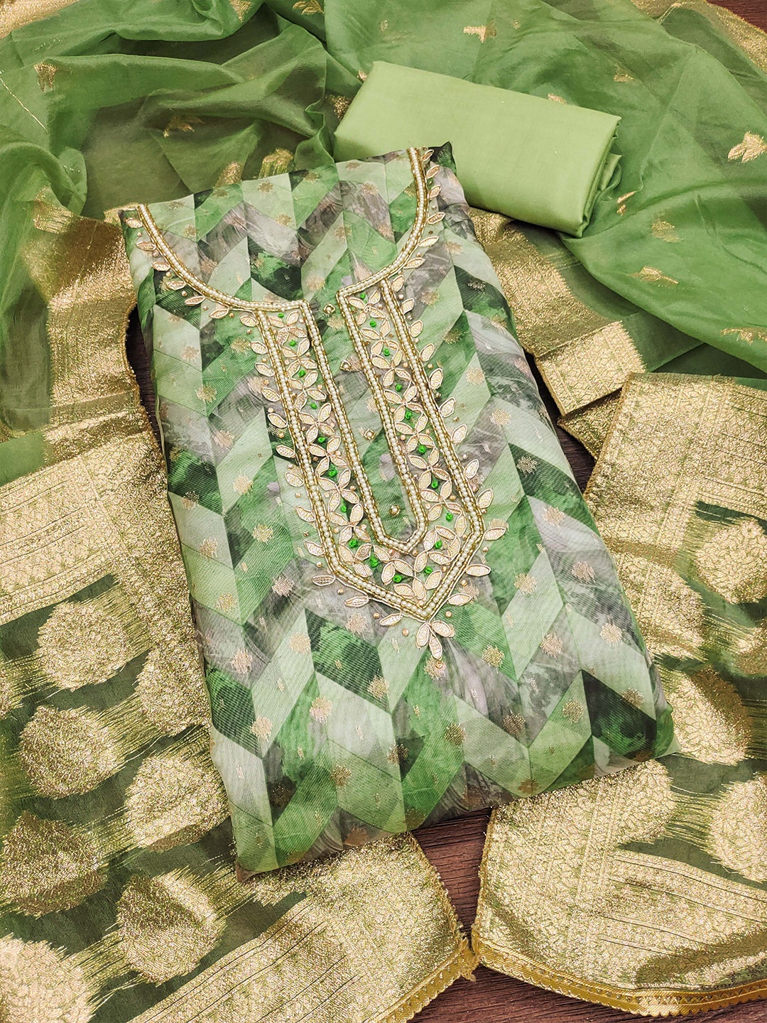 

KALINI Organza Unstitched Dress Material, Green
