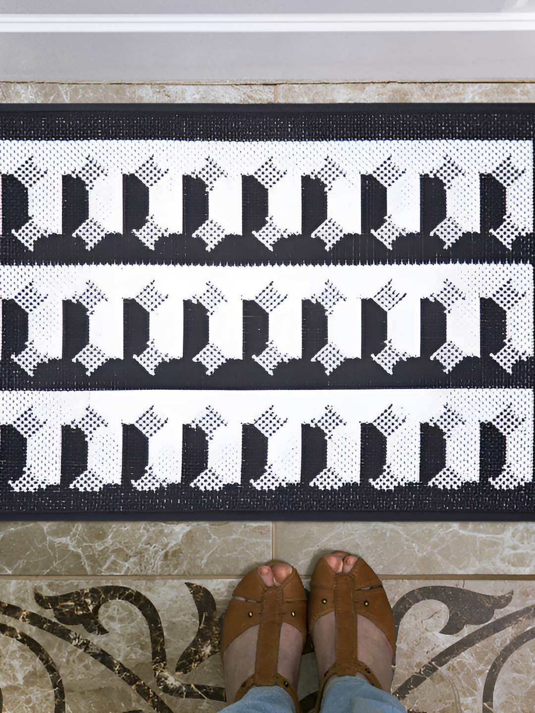 

Carpet Galore Black & White Patterned Water Resistant Door Mat