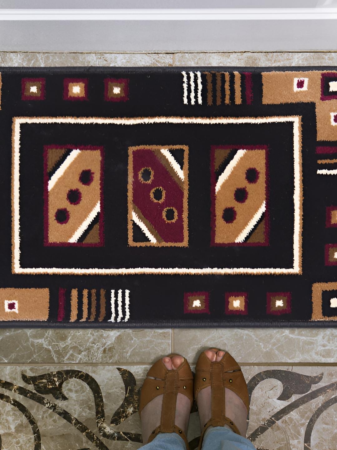 

Carpet Galore Black & Beige Printed Water Resistant Doormats