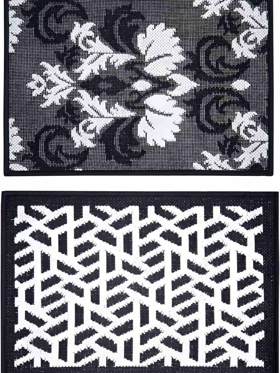 

Carpet Galore 2-Pcs Grey & White Patterned Water-Resistant Door Mats