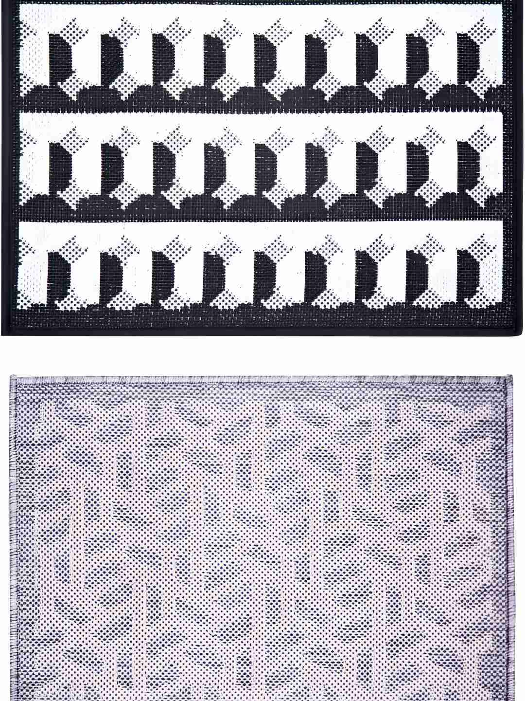 

Carpet Galore 2-Pcs Grey & White Patterned Water-Resistant Door Mats