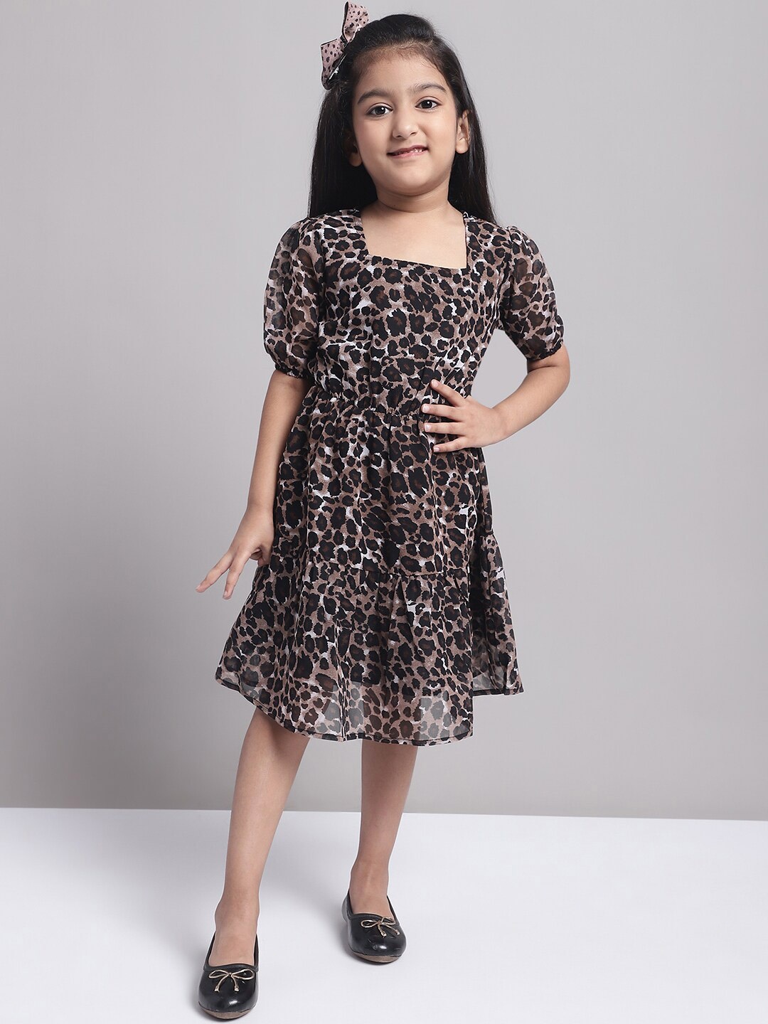 

MINI & MING Girls Abstract Printed Puff Sleeve Georgette Fit & Flare Dress, Black
