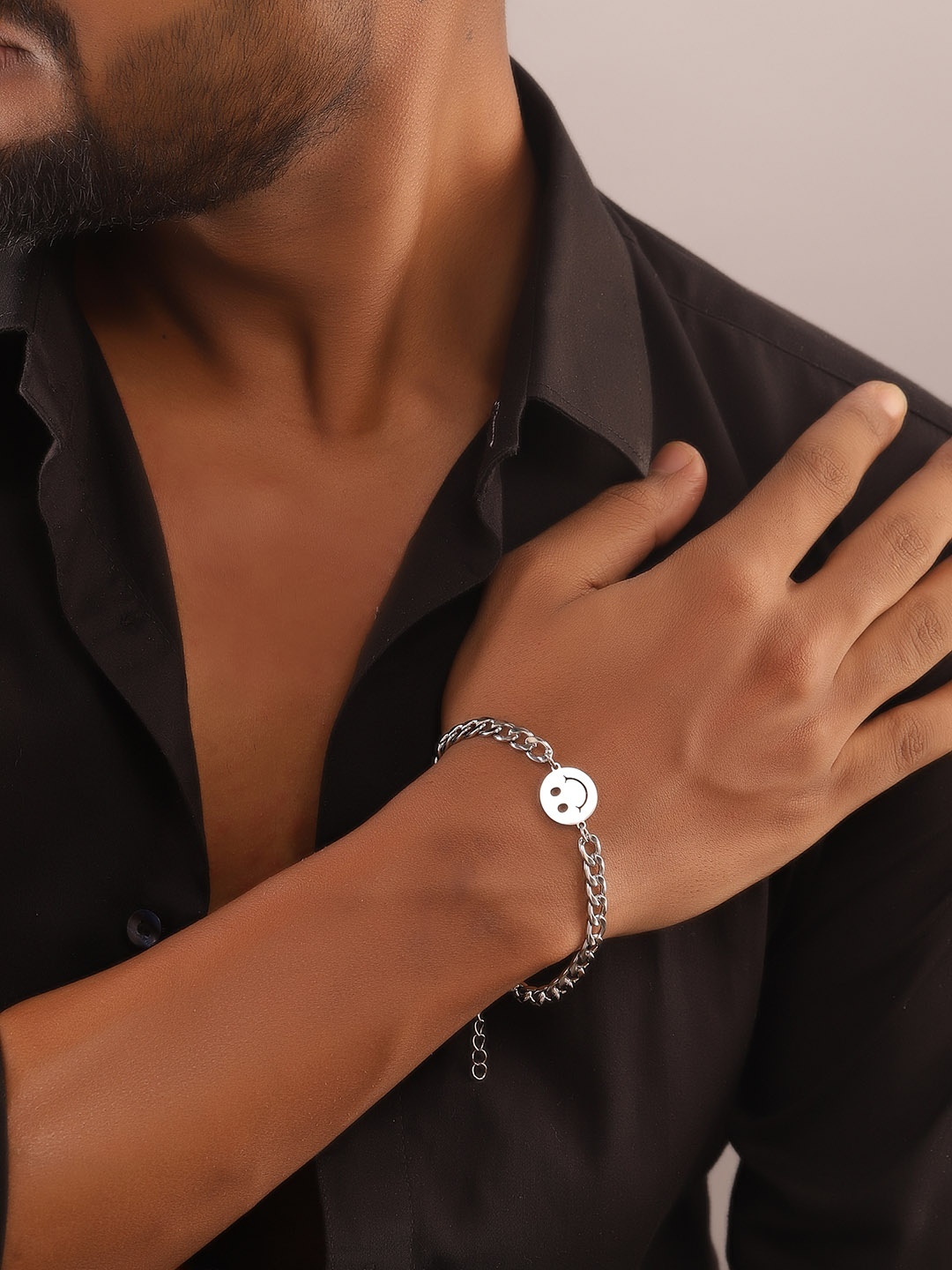 

The Roadster Lifestyle Co Men Rhodium-Plated Bracelet, Silver
